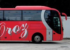 Autocares Oroz autobús rojo 3